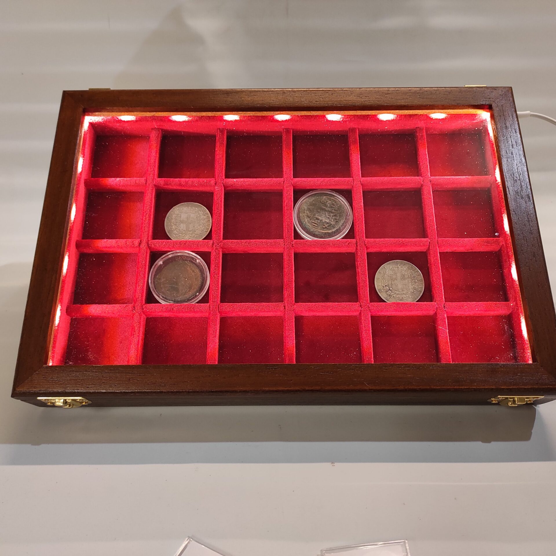 Expositor para monedas 50 unidades - Cajas - Cajas y carameleras - La  Tienda del Metacrilato
